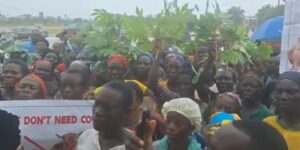 Community women protesting against Fulani herdsmen 